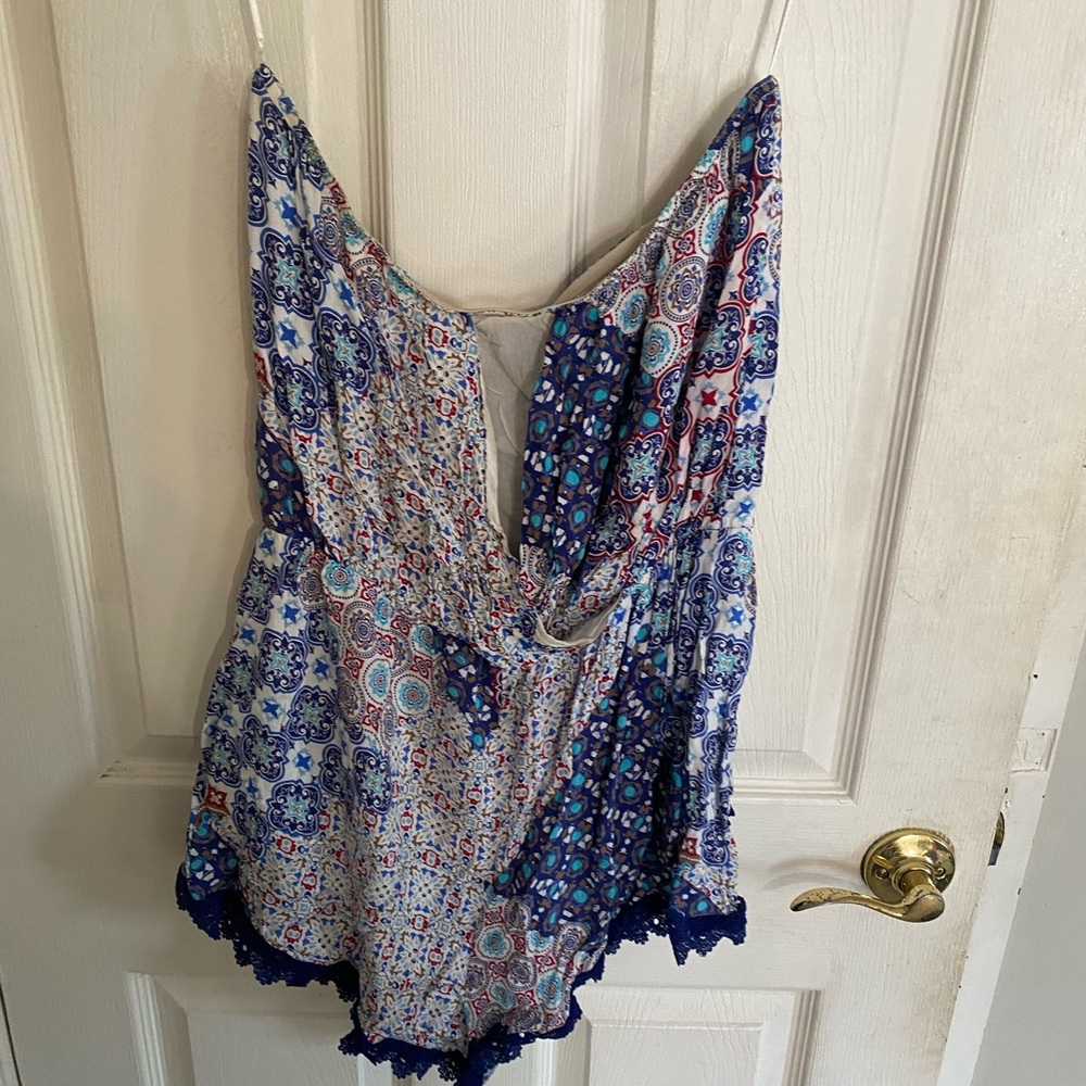 Cute boutique strapless romper